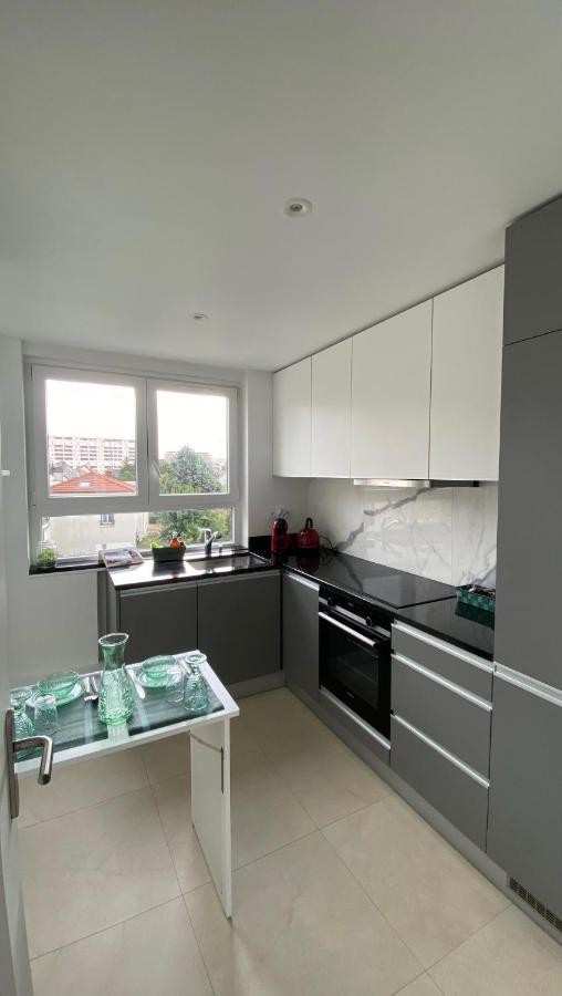 Astonishing Luxury Apartment In The South Of Paris アントニー エクステリア 写真