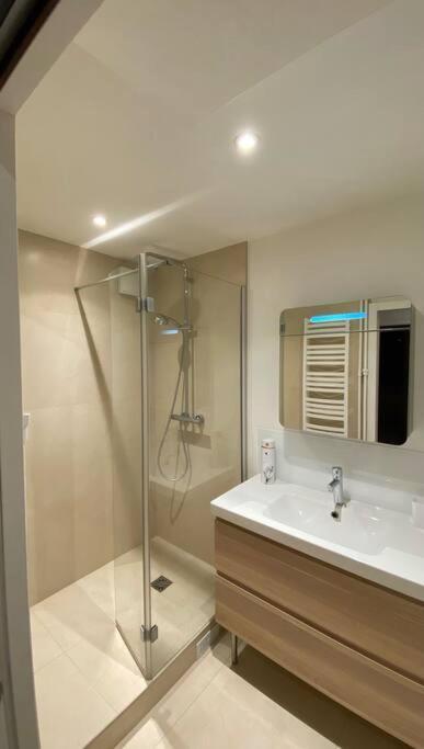 Astonishing Luxury Apartment In The South Of Paris アントニー エクステリア 写真
